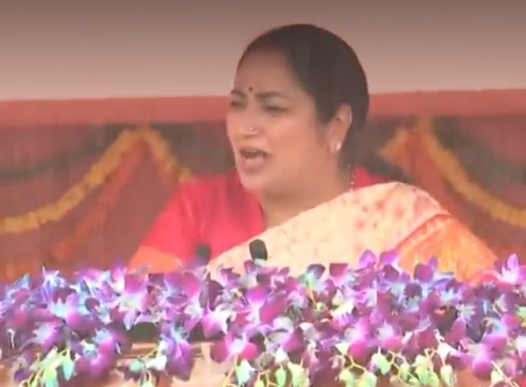 जनसुनवाई के दौरान दिल्ली की मुख्यमंत्री रेखा गुप्ता पर हमला, हल्की चोट आई, गुजरात निवासी आरोपी गिरफ्तार