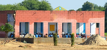 स्कूलों के जर्जर भवनों में निस्तारण की कार्रवाई जारी, 242 प्रस्तावों में से 140 जमींदोज