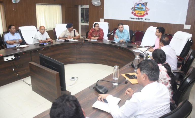 सीसीटीवी केमरों, प्रकाश व कानून व्यवस्था, पार्किंग एरिया आदि की हो पर्याप्त व्यवस्था, कोटा जिला कलेक्टर ने की 132 वें राष्ट्रीय दशहरा मेले की तैयारियों की समीक्षा