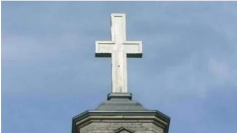 इलाज के नाम पर ‘चमत्कार सभा’, हिन्दुओं को ऐसे बना रहे ईसाई, एक मुख्य आरोपी गिरफ्तार