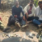 कोटा: क्रॉस फायरिंग में घायल हुआ हिस्ट्रीशीटर आदिल मिर्जा गिरफ्तार, पुलिस पर की थी फायरिंग, इसके तीन साथी भी दबोचे, तीन देसी कट्टे, एक पिस्टल और 16 जिंदा कारतूस बरामद