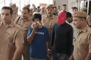 आईपीएस पर जानलेवा हमला करने वाले 16 दोषियों को उम्रकैद, कुरान का अपमान करने का आरोप लगा किया था बवाल, अधमरे एसएसपी को छोड़ भागे थे डीएम, अखिलेश यादव ने आरोपियों को बचाने की भरकस कोशिश की