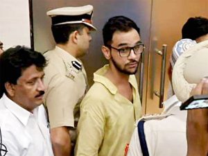 उमर खालिद को दिल्ली कोर्ट से बड़ा झटका: बीमार मां की देखभाल और चाचा के चेहलुम में शामिल होने के लिए नहीं मिलेगी अंतरिम जमानत
