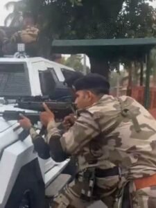 संसद के बाहर सुरक्षा व्यवस्था